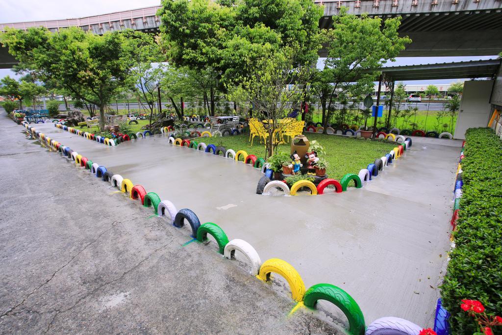Sweetheart Homestay Luodong Exterior foto